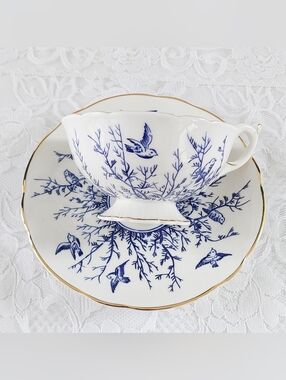 Vtg Coalport Blue Birds Twigs Teacup & Saucer Pattern 8365 Bone China England